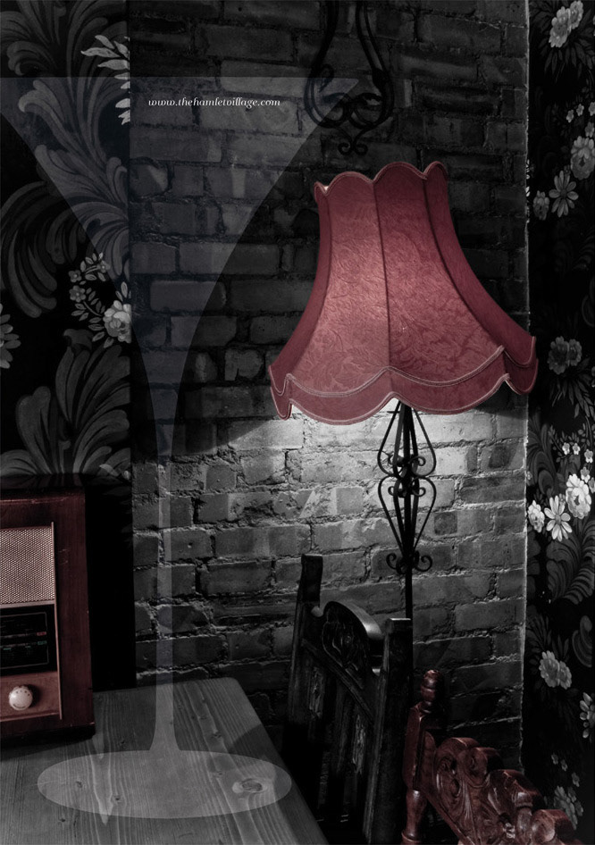 Image of The Hamlet Bar & Restaurant Digital Menu back cover. This is an image related to a project inside Pedro Rodrigues (Treze413) graphic design portfolio.